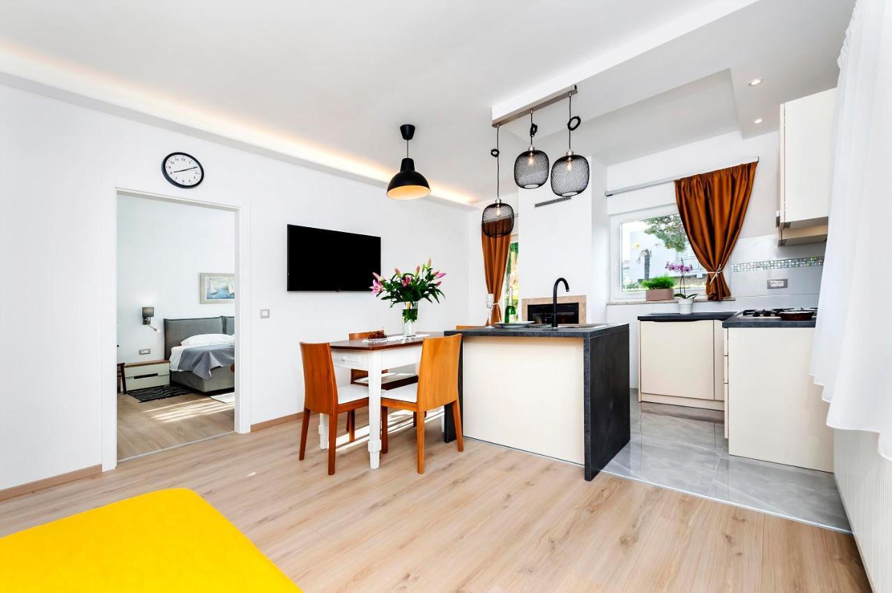 Apartments El Corsaro Ровінь Екстер'єр фото