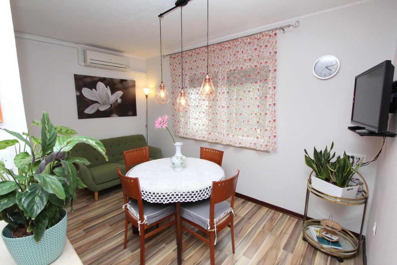 Apartments El Corsaro Ровінь Екстер'єр фото