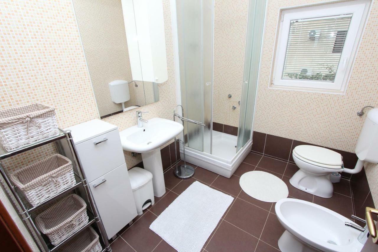 Apartments El Corsaro Ровінь Екстер'єр фото